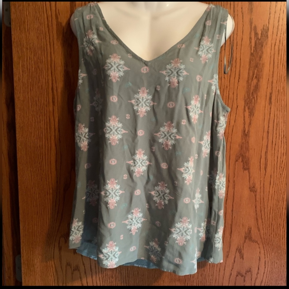 So olive green V neck tank top